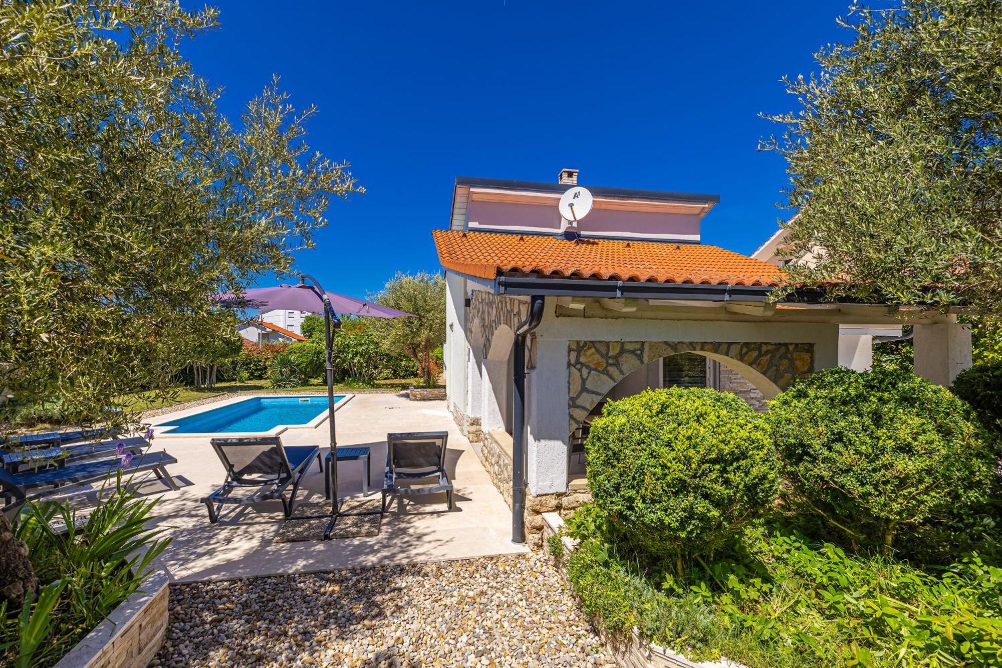 Holiday House Kai With Private Pool ปิเนซิตซี ภายนอก รูปภาพ